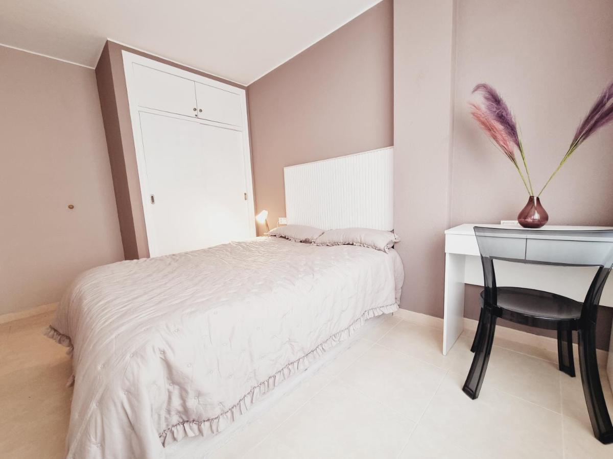 Luxury Evita Apartments In 托雷维耶哈 外观 照片